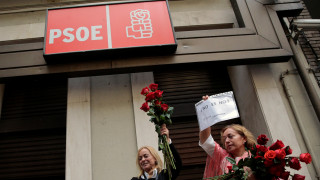 Ισπανία: Οι Σοσιαλιστές κρατούν το «κλειδί» της πολιτικής λύσης