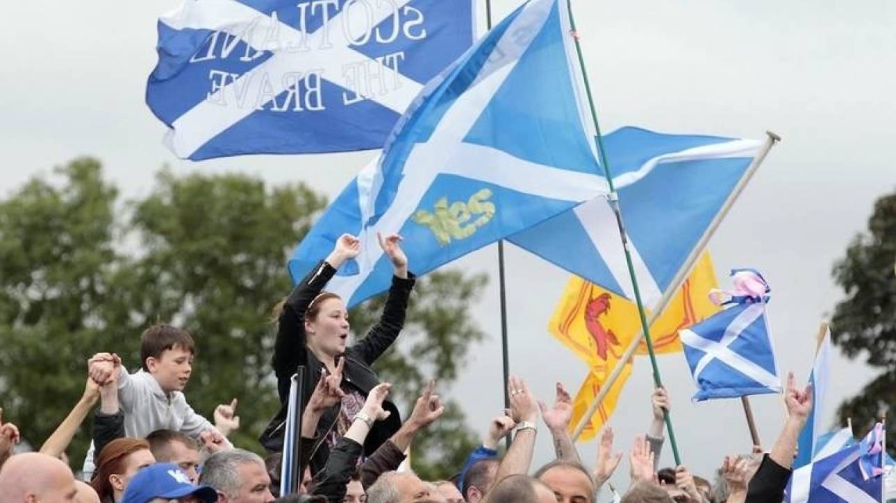 Σκωτία: «Ναι» από το κοινοβούλιο για νέο δημοψήφισμα μετά το Brexit