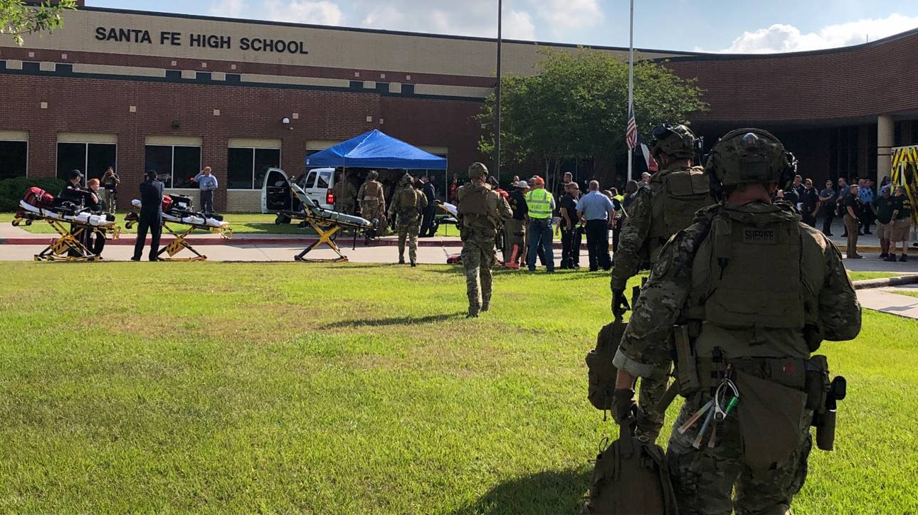 Μακελειό σε σχολείο του Τέξας με τουλάχιστον οκτώ νεκρούς - Εντοπίστηκαν και εκρηκτικά 