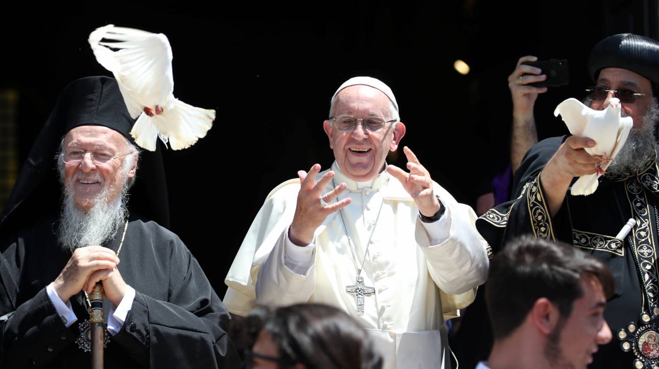 Αποτέλεσμα εικόνας για Πάπας Φραγκίσκος: Η Μέση Ανατολή φωνάζει ενώ άλλοι την καταπατούν αναζητώντας δύναμη και πλούτο