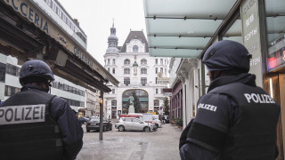 Εκκένωση καθεδρικού ναού στη Βιέννη λόγω απειλής για βόμβα