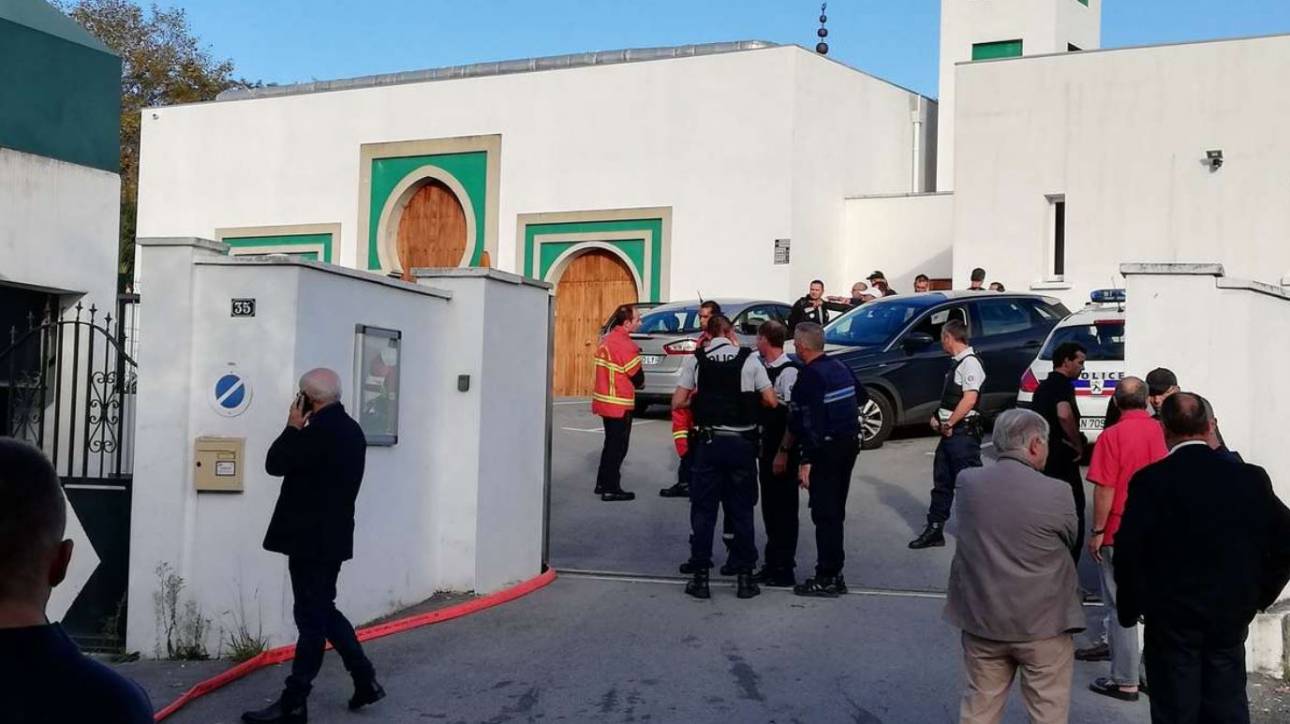 Γαλλία: Πυροβολισμοί σε τζαμί - Αναφορές για θύματα 