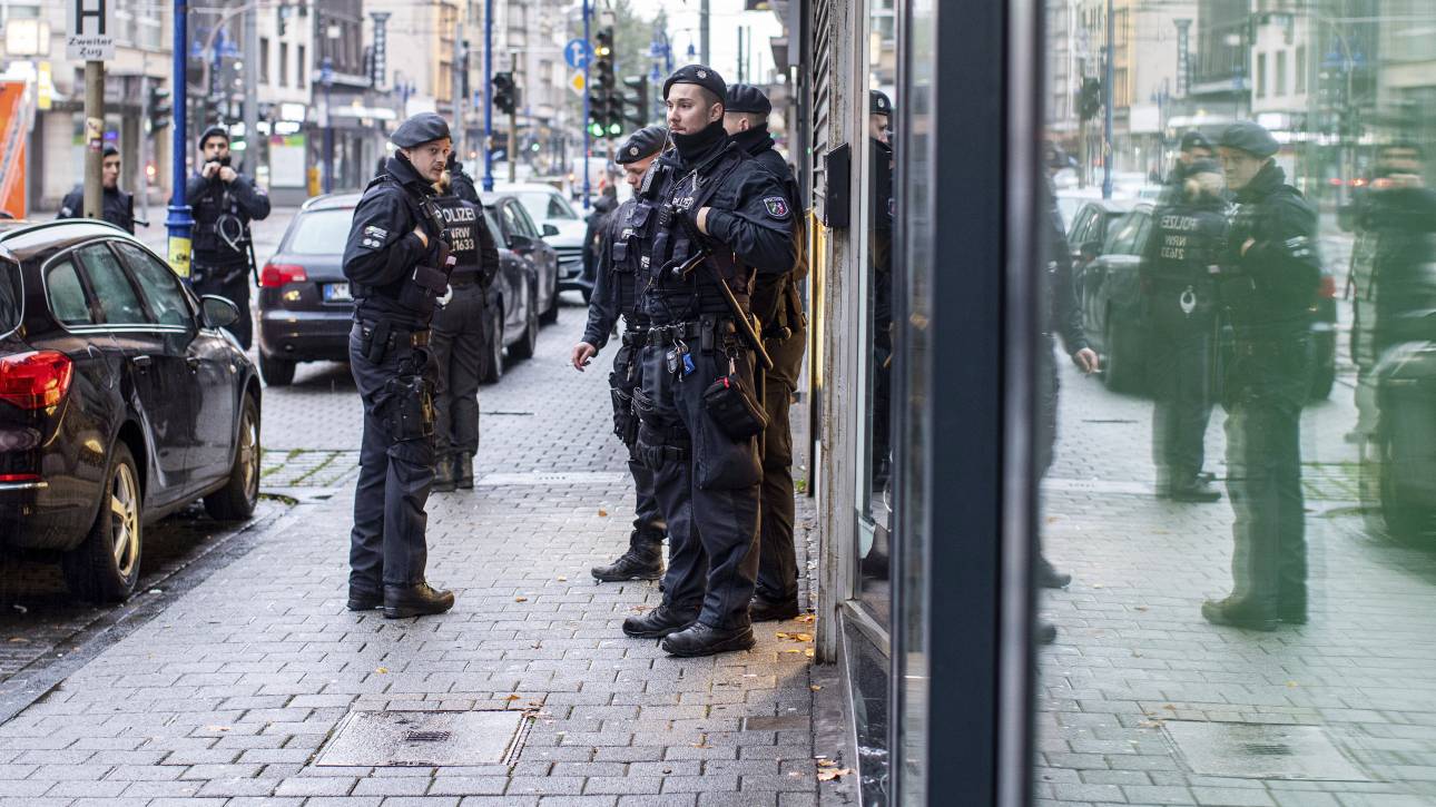 Ολλανδία: Συλλήψεις δύο φερόμενων τζιχαντιστών που σχεδίαζαν επίθεση