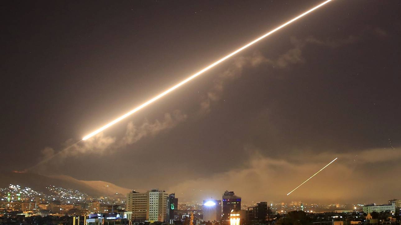 Συρία: Ολονύκτιοι αεροπορικοί βομβαρδισμοί από το Ισραήλ