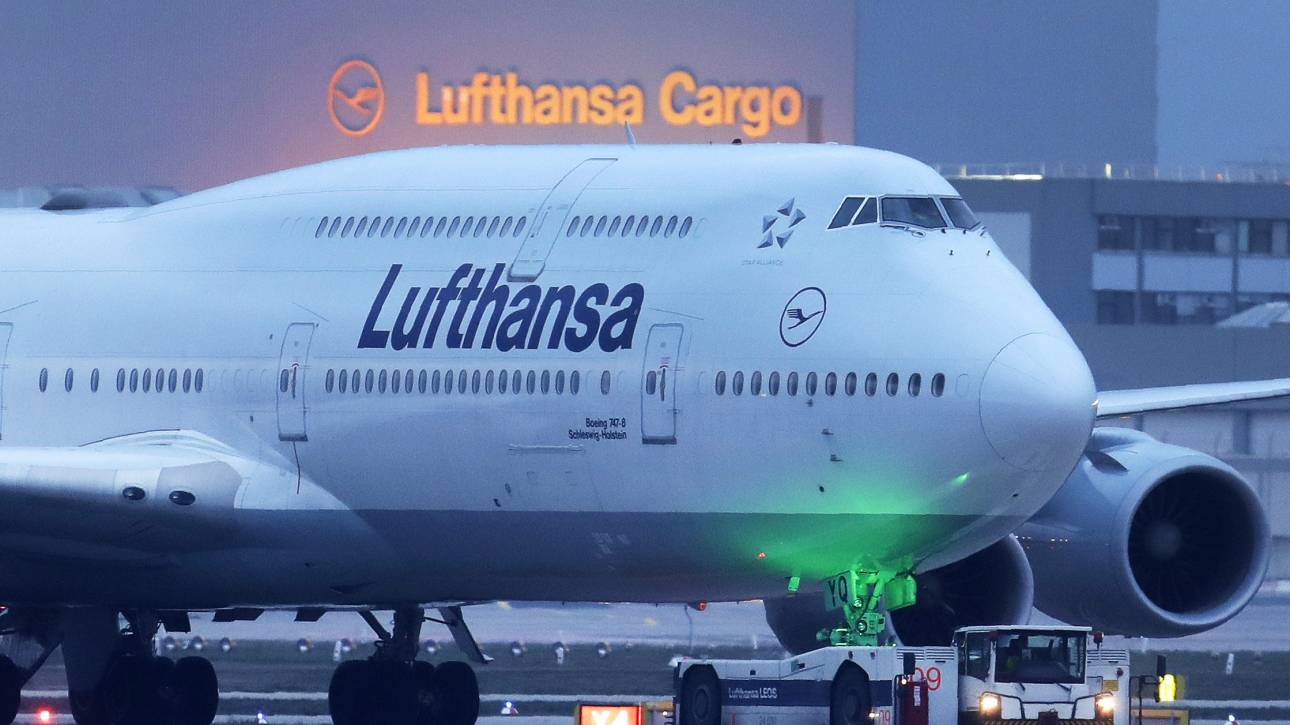 https://cdn.cnngreece.gr/media/com_news/story/2020/05/25/220733/main/Lufthansa.jpg