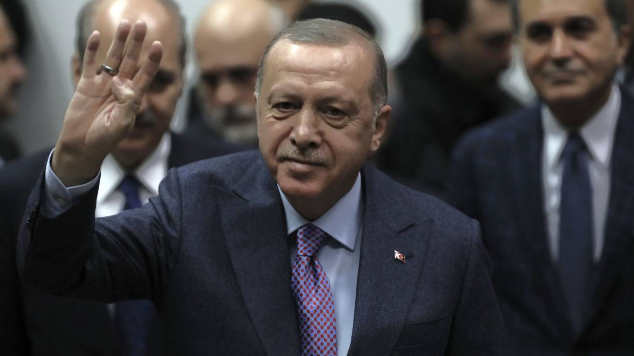 Ετοιμάζει πολιτοφυλακή ο Ερντογάν; Σάλος με νομοσχέδιο για τις «περιπόλους των συνοικιών» 