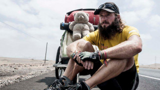 Διένυσε 17.000 χλμ σε 17 μήνες για φιλανθρωπικό σκοπό (pics)