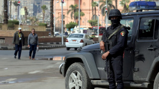 Ταχρίρ, 5 χρόνια μετά: σε αστυνομικό κλοιό το Κάιρο