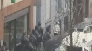 Νέο βίντεο ντοκουμέντο από τη σύλληψη του Αμπντεσλάμ