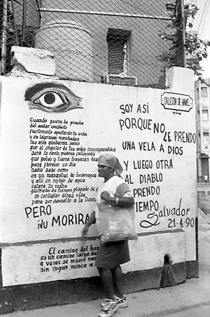 Γκράφιτι από τον ζωγράφο Σαλβαδόρ Γκονσάλες στην "οδό Άμελ" στο κέντρο της Αβάνας