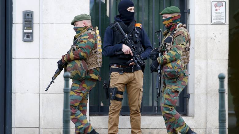 Το Βέλγιο θα ελευθερώσει άνδρα που είχε συλληφθεί για τις επιθέσεις στο Παρίσι