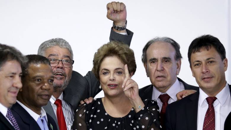 Βραζίλία: Στη δικαιοσύνη για να εμποδίσει την αποπομπή της προσέφυγε η Ρούσεφ