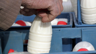 Παρέμβαση για τις προμήθειες γάλακτος από το εξωτερικό