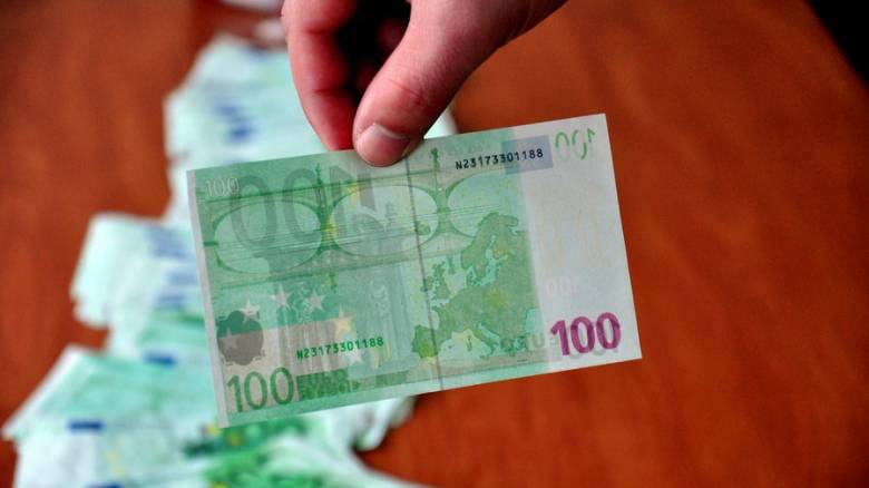 Οι τροποποιήσεις που «ψαλιδίζουν» εισοδήματα και αποφέρουν έσοδα 200 εκατ. ευρώ