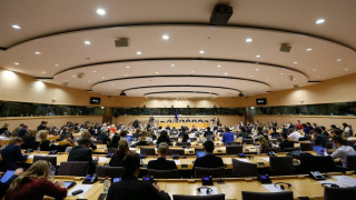 Οι αφίξεις των ηγετών για το κρίσιμο Eurogroup: Ζωντανή μετάδοση