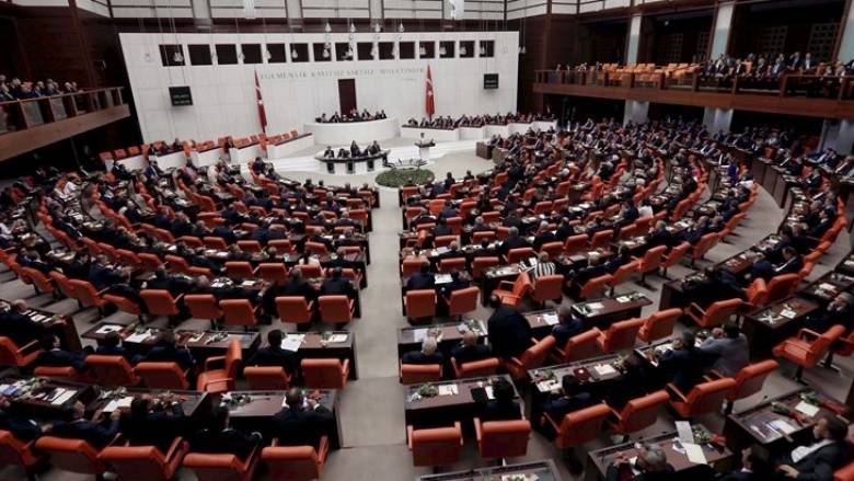 Τουρκία: Πρώτη συζήτηση στην Ολομέλεια για την άρση ασυλίας βουλευτών
