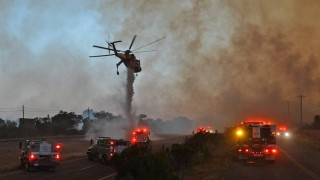 Πυρκαγιές στην Καλιφόρνια: Εκατοντάδες υποχρεώθηκαν να εγκαταλείψουν τα σπίτια τους