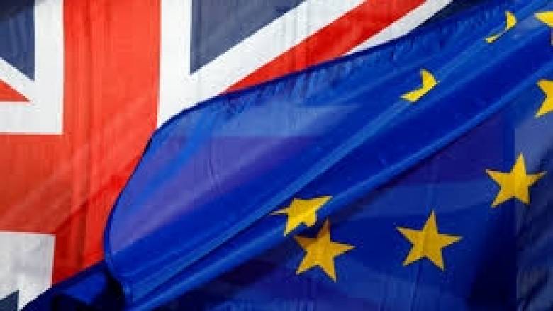 O καθηγητής Αιμίλιος Αυγουλέας αναλύει την οικονομική διάσταση του Brexit