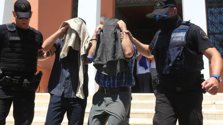 Αποκάλυψη CNN Greece: Πώς ξεφορτώθηκαν όπλα και top secret δεδομένα οι 8 Τούρκοι