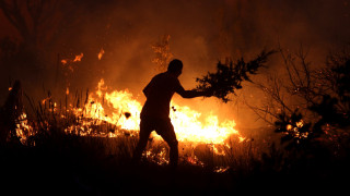 Αργυρόκαστρο: Απειλούνται πέντε ελληνικά χωριά από πυρκαγιές