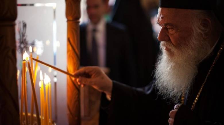 Το «γόρδιο δεσμό» των εξαγγελιών Τσίπρα για χωρισμό Κράτους – Εκκλησίας λύνει η Ιερά Σύνοδος