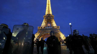 Στη Γαλλία εκδόθηκαν δύο ύποπτοι για τις τρομοκρατικές επιθέσεις του Νοεμβρίου
