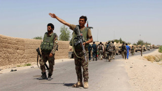 O αφγανικός στρατός συνεχίζει την αντεπίθεση κατά των Ταλιμπάν στη Χελμάντ