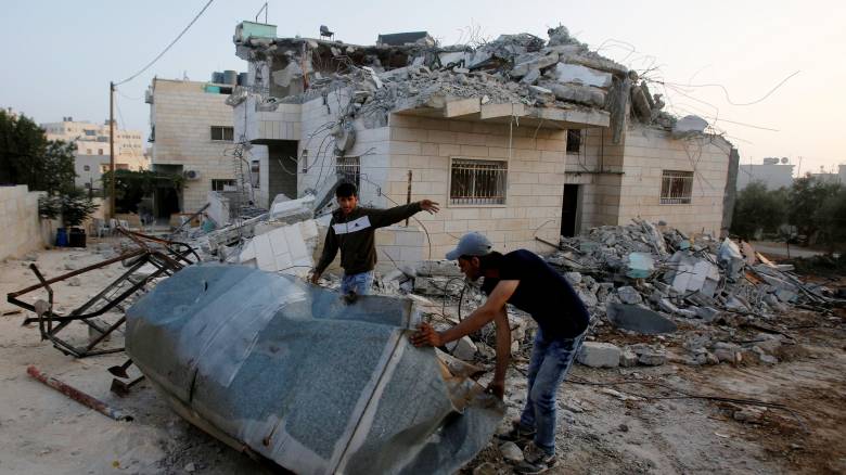 Το Ισραήλ συνεχίζει τις κατεδαφίσεις στη Δυτική Όχθη ξεπερνώντας σε αριθμό αυτές του 2015