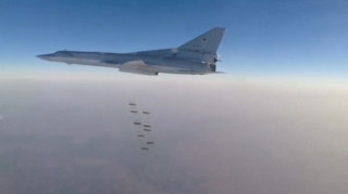 Ρωσικά βομβαρδιστικά στο Ιράν με στόχο τη Συρία