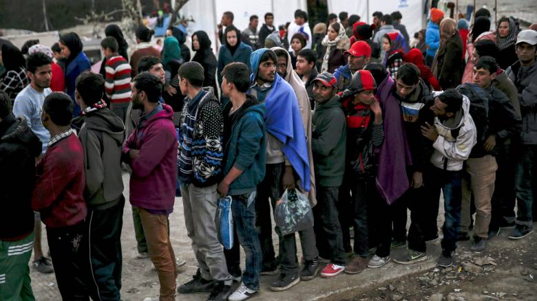 Διεθνής έρευνα: Επιφυλακτικοί οι Ευρωπαίοι απέναντι στο προσφυγικό και μεταναστευτικό