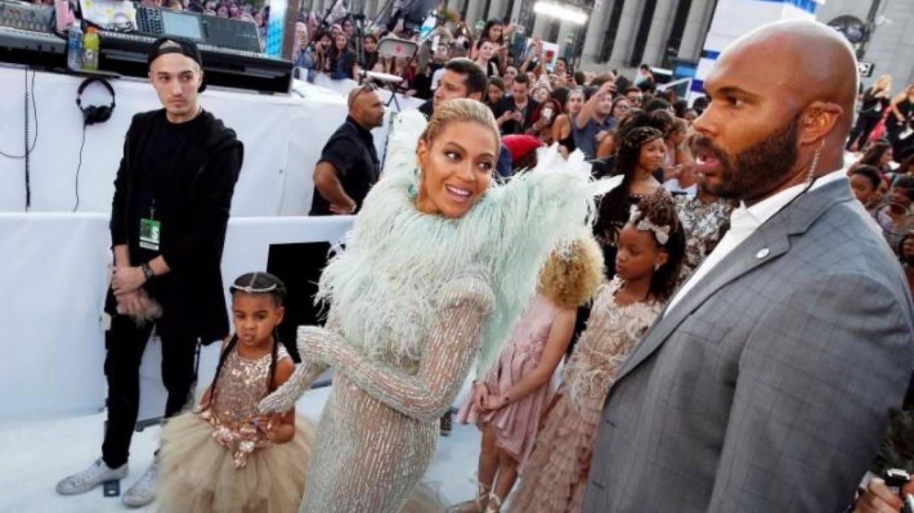 Σάρωσε η Beyonce στα MTV Video Music Awards 2016
