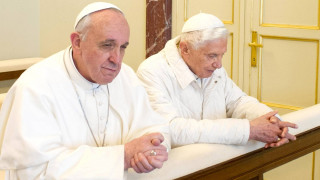 H αγαμία, το δίλημμα και οι αλήθειες του Πάπα Βενέδικτου IΣΤ’ σε νέο βιβλίο
