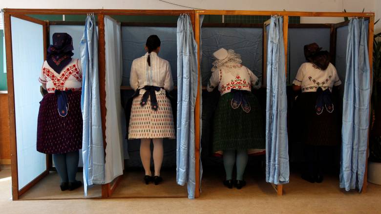 Άκυρο το δημοψήφισμα στην Ουγγαρία καταδεικνύει δημοσκόπηση