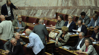 Παράταση των 36 δόσεων στη ΔΕΗ έως το τέλος του έτους, ζητούν 39 βουλευτές του ΣΥΡΙΖΑ