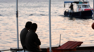 Στο Τσεσμέ οδηγήθηκαν έξι ψαράδες από την τουρκική ακτοφυλακή