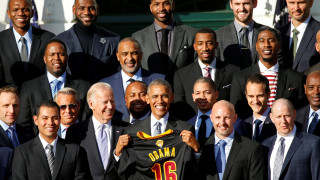 ΝΒΑ: ο Πρόεδρος Ομπάμα υποδέχθηκε στον Λευκό Οίκο τους πρωταθλητές του NBA Κλίβελαντ Κάβαλιερς
