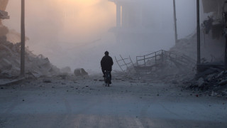 Οι άμαχοι εγκαταλείπουν το Χαλέπι