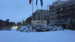 Καιρός: Επέλαση του χιονιά ακόμη και στο κέντρο της Αθήνας-Οδηγίες προς τους πολίτες
