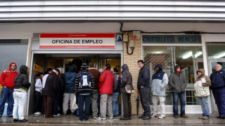 Με υψηλό τίμημα η μείωση της ανεργίας στην Ισπανία