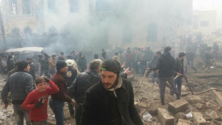 Συρία: Δεκάδες νεκροί από έκρηξη βυτιοφόρου στην Αζάζ