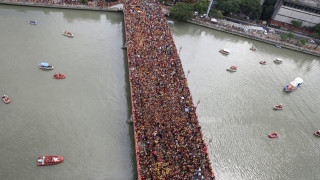 Φιλιππίνες: Ένα εκατομμύριο άνθρωποι στους δρόμους για τον «μαύρο Ναζωραίο» (pics)