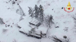 Χιονοστιβάδα Ιταλία: Εξακολουθούν να αγνοούνται 23 άνθρωποι