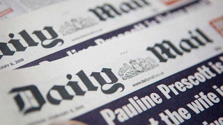 Μετά τη Μελάνια Τραμπ και η Wikipedia «καρφώνει» τη Daily Mail