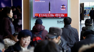 Σεούλ: Αυτοκινούμενους πυραύλους μεσαίας ακτίνας ανέπτυξε η Βόρεια Κορέα