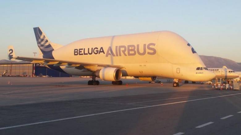 Στο Ελ. Βενιζέλος το γιγαντιαίο Beluga Airbus (pics)