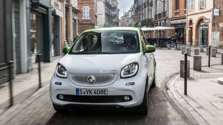 Ta Smart Fortwo και Forfour έγιναν και ηλεκτρικά και λέγονται Electric Drive