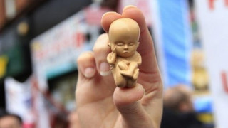 Το πρώτο «τεχνητό» ανθρώπινο έμβρυο ολοένα και πιο κοντά