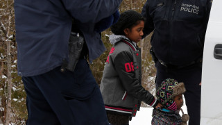 ΗΠΑ: Πρόταση να χωρίζονται οι μητέρες μετανάστες από τα παιδιά τους όταν συλλαμβάνονται