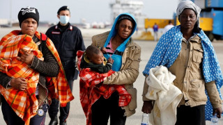 Λύτρωση για 1.500 μετανάστες και πρόσφυγες που διασώθηκαν στη Μεσόγειο