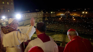 Τέσσερα χρόνια από την εκλογή του Πάπα Φραγκίσκου: Γιατί είναι ο πιο αγαπητός Ποντίφικας